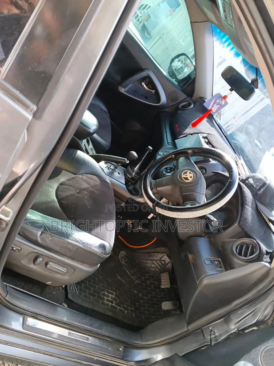 Toyota Vanguard 2011
