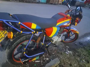 Bajaj Boxer 2023 Red