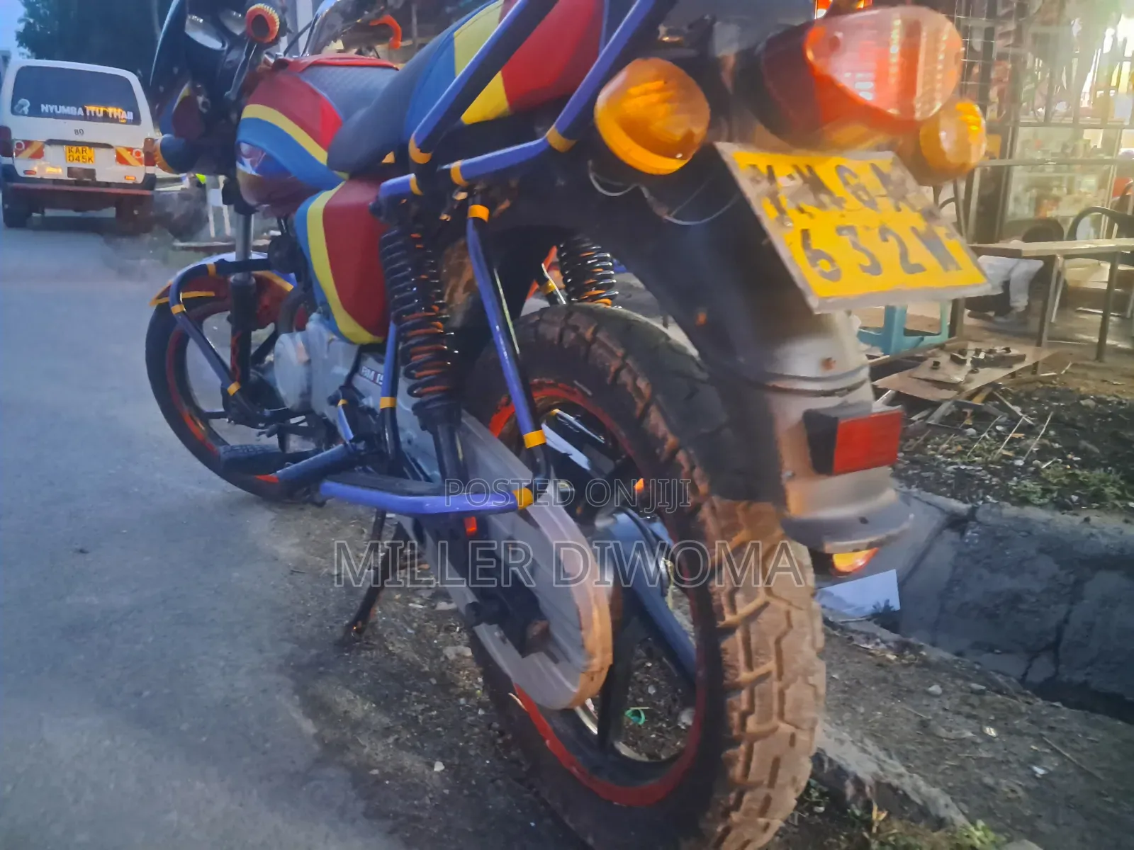 Bajaj Boxer 2023 Red