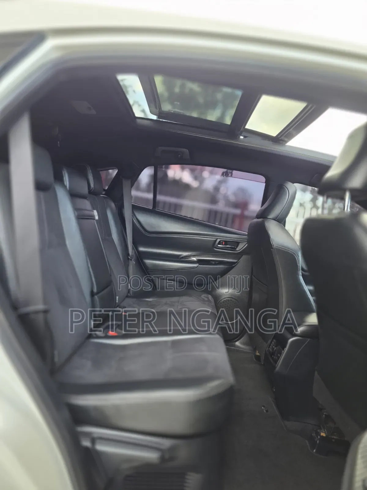 Toyota Harrier 2.0 2017 White