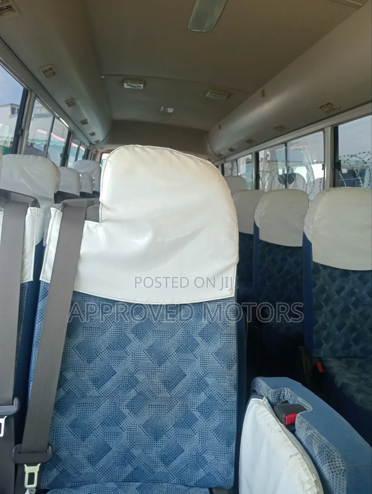 Mitsubishi Fuso Rosa 2020 White