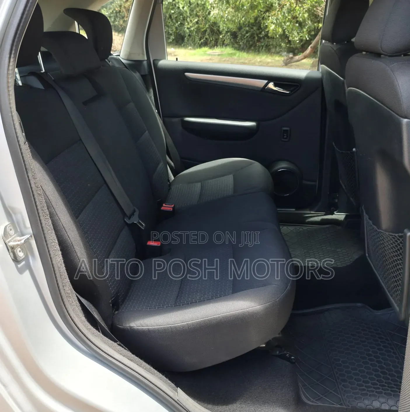 Mercedes-Benz B-Class 2012 Silver