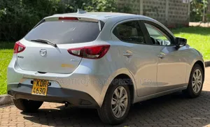 Mazda Demio 2018 Silver