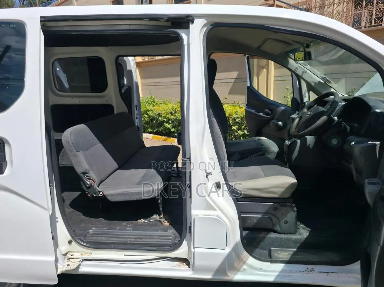 Nissan Vanette 2012 White