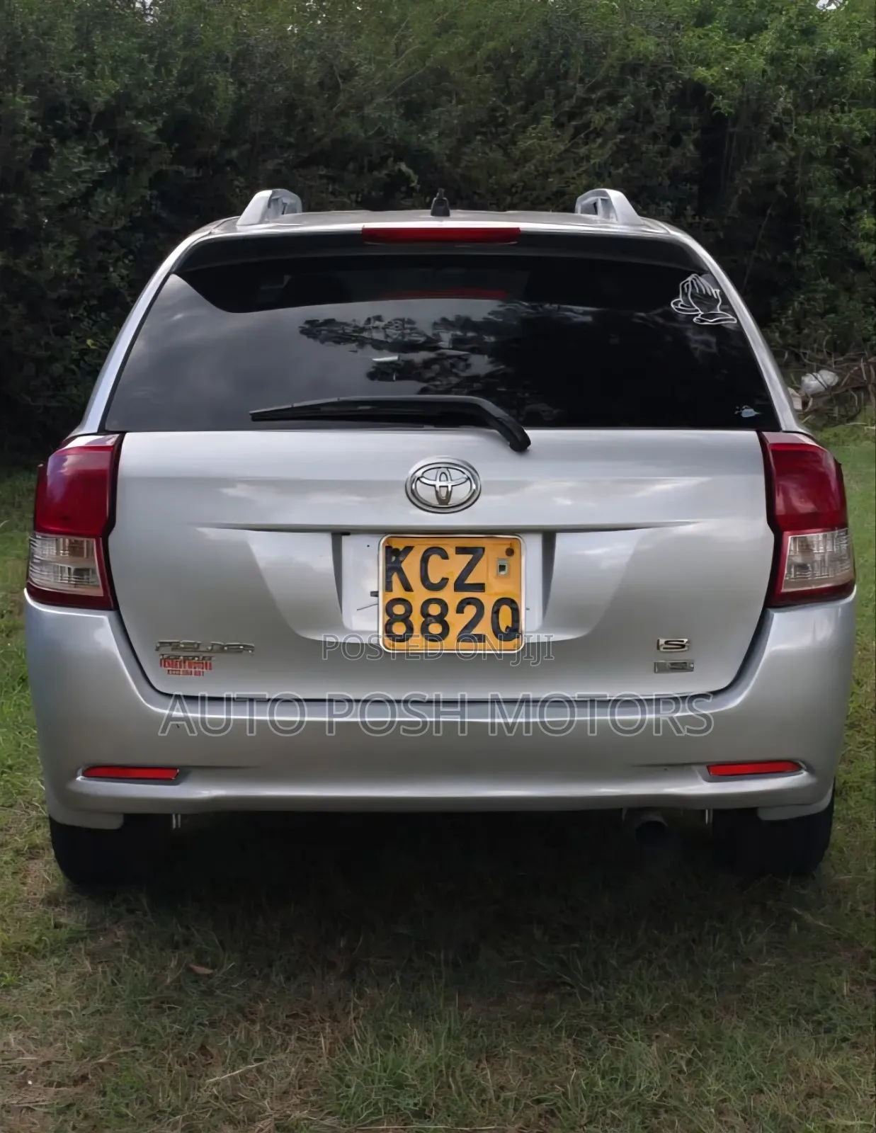 Toyota Corolla Fielder 2013 Silver