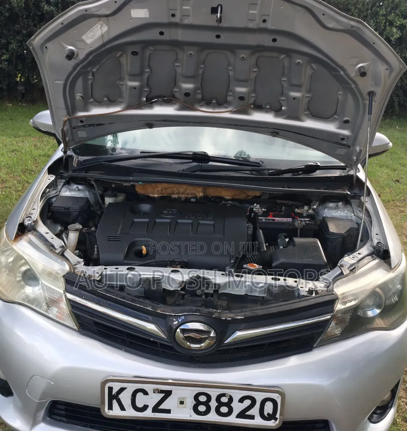 Toyota Corolla Fielder 2013 Silver