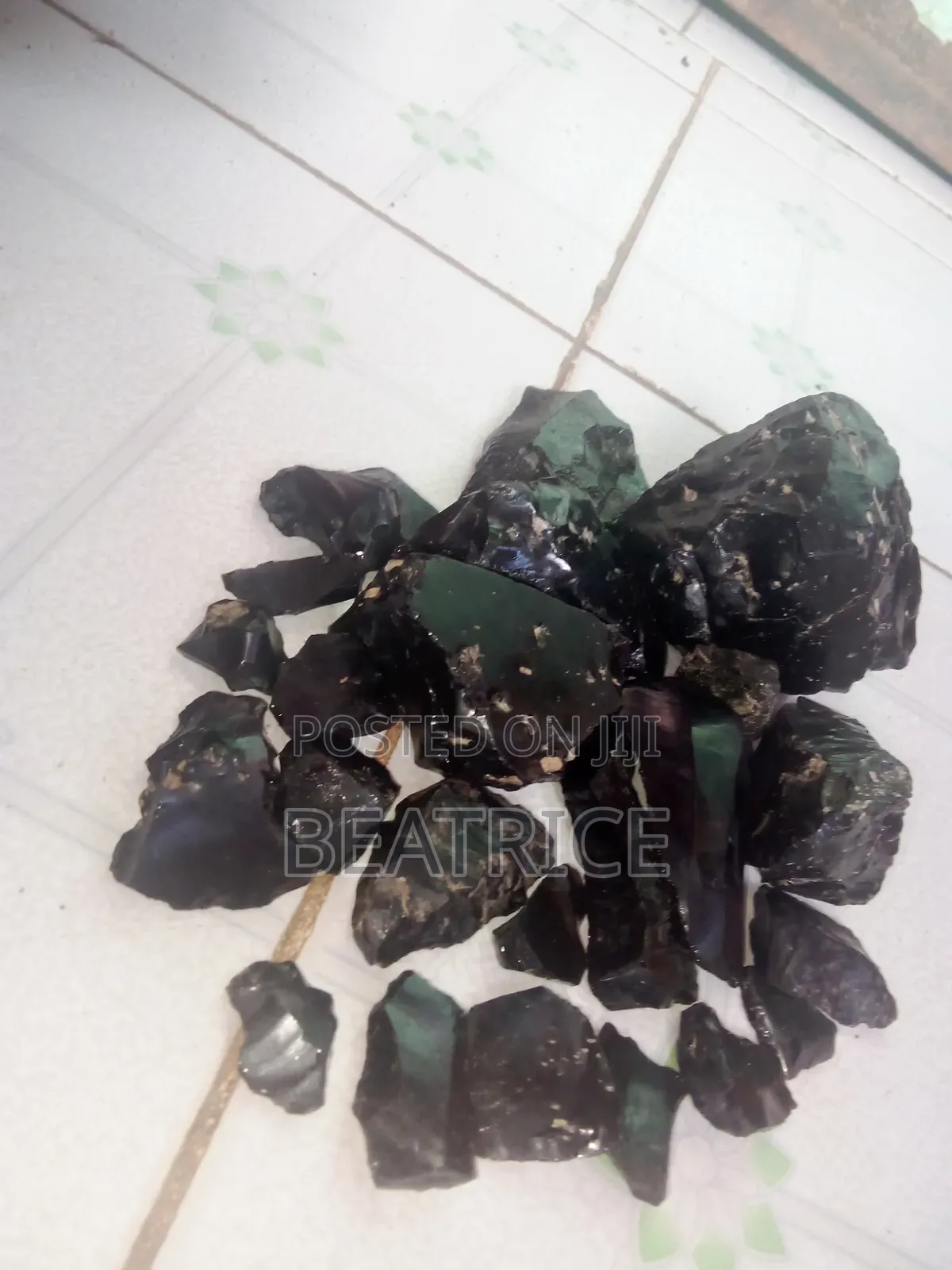 Obsidian (Rainbow Shine)