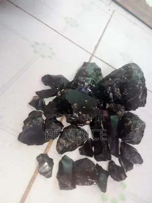 Obsidian (Rainbow Shine)