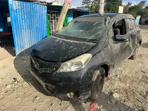 Toyota Vitz 2015 Black