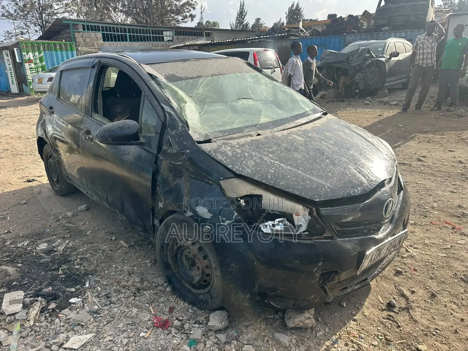 Toyota Vitz 2015 Black