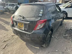 Toyota Vitz 2015 Black