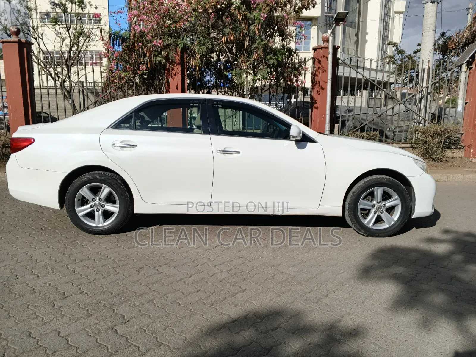 Toyota Mark X 2012 White