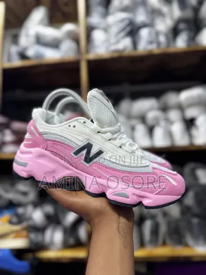 New Balance 1000