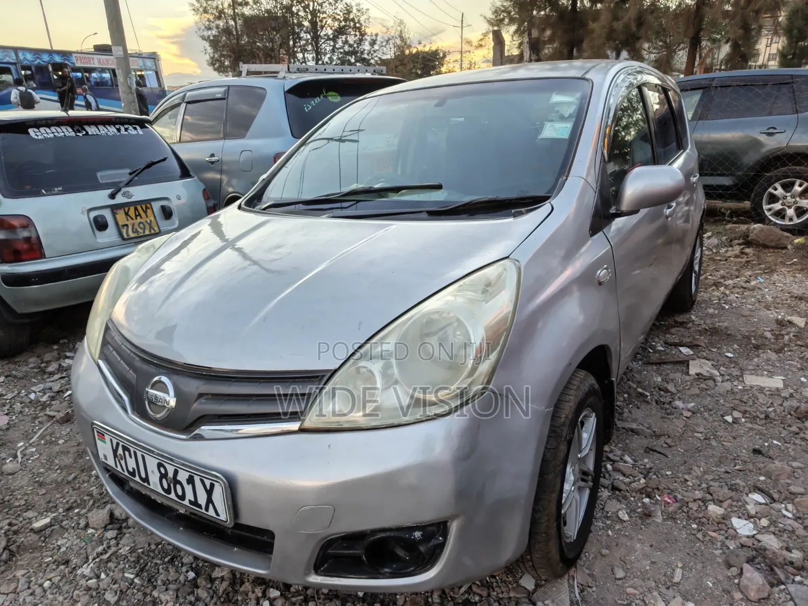 Nissan Note 2012 Silver