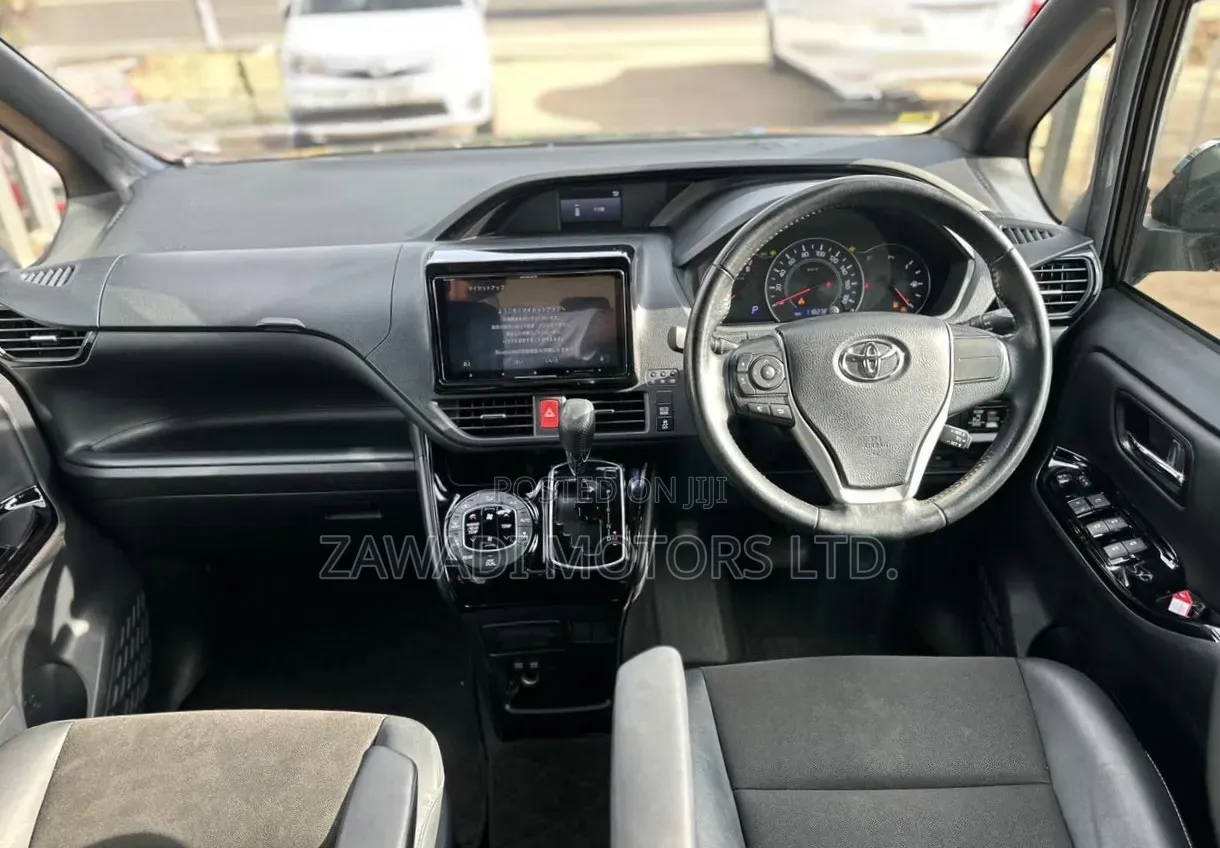 Toyota Noah 2019 Black