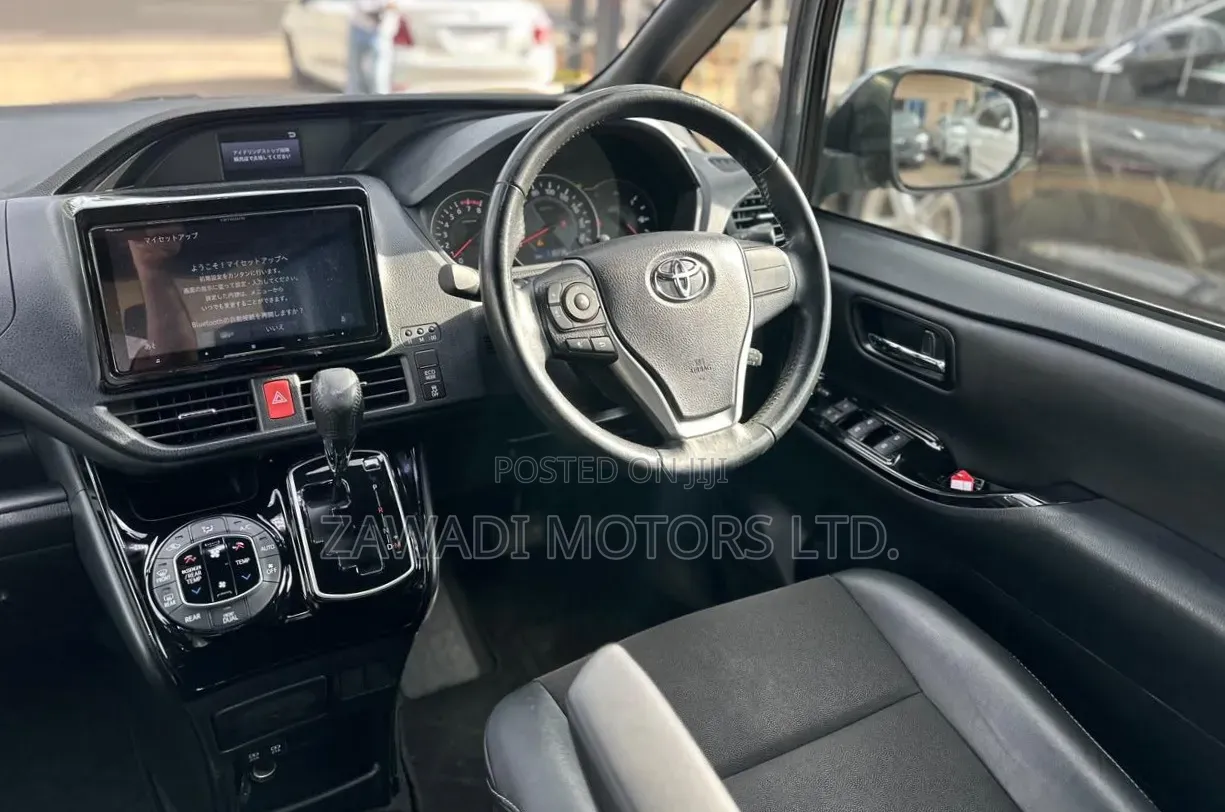 Toyota Noah 2019 Black