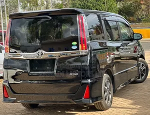 Toyota Noah 2019 Black