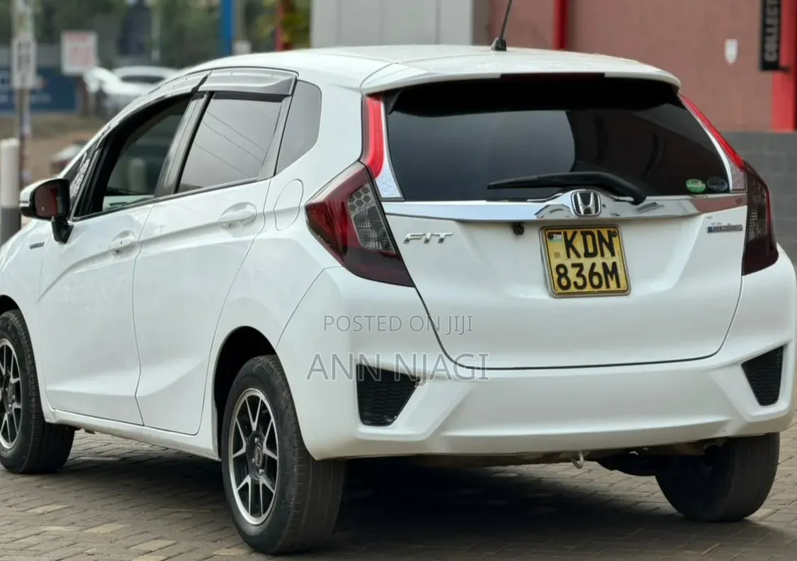 Honda Fit 2016 White