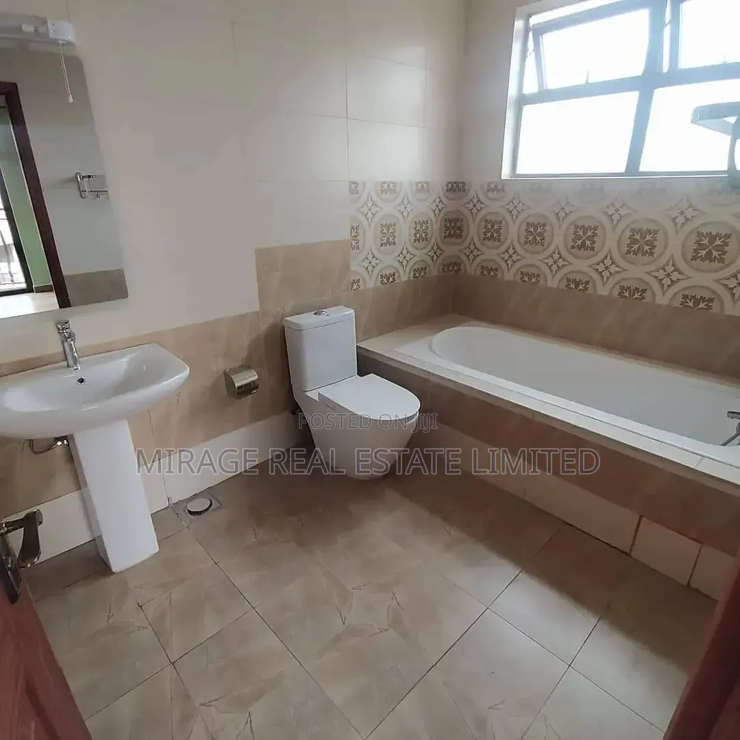 3bdrm Apartment in Valley Arcade for rent