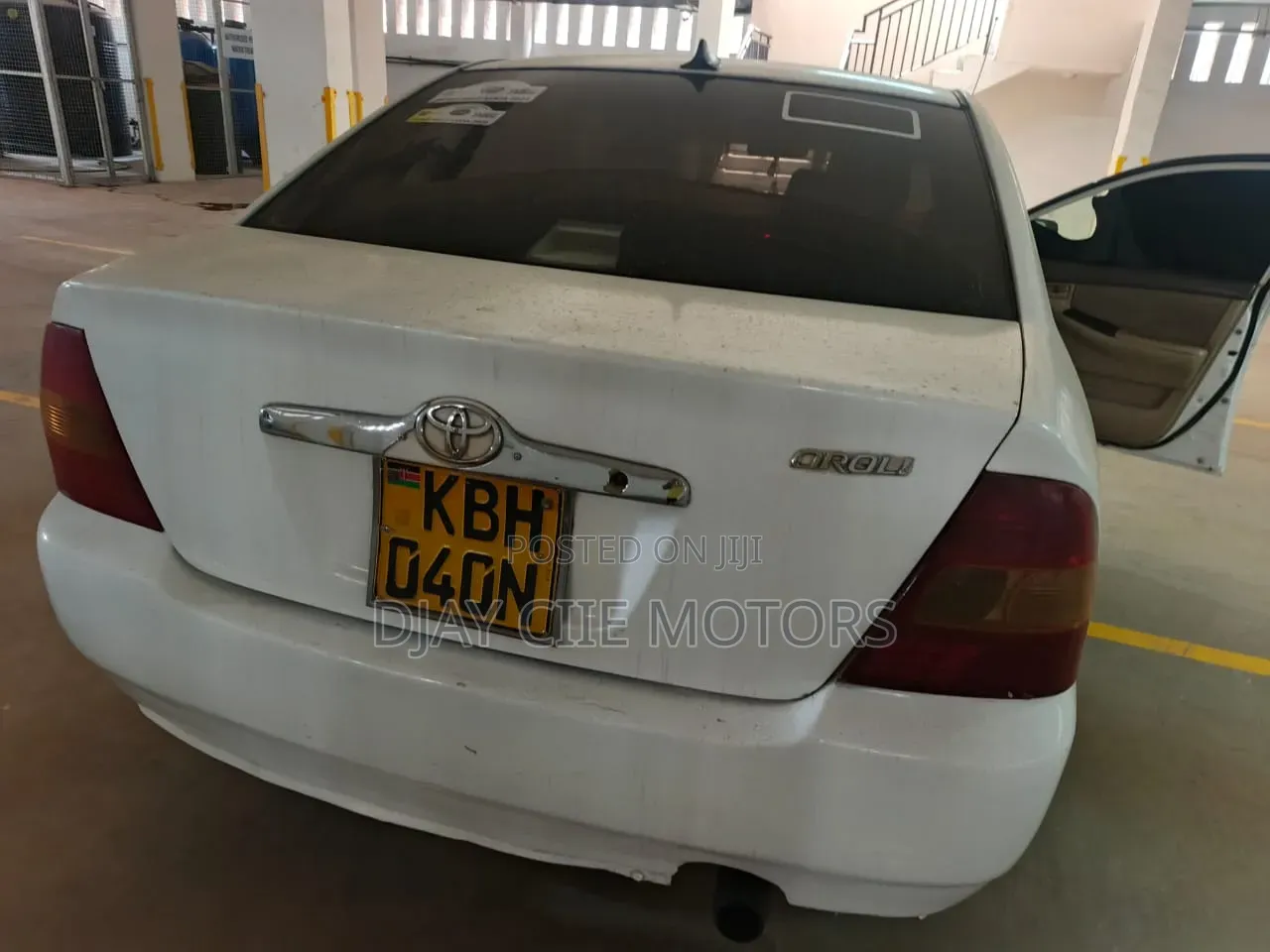 Toyota Corolla 2004 White