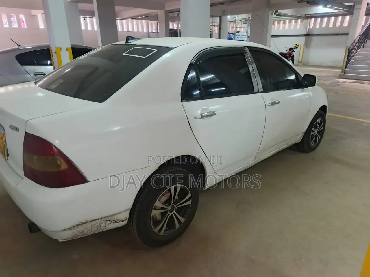 Toyota Corolla 2004 White