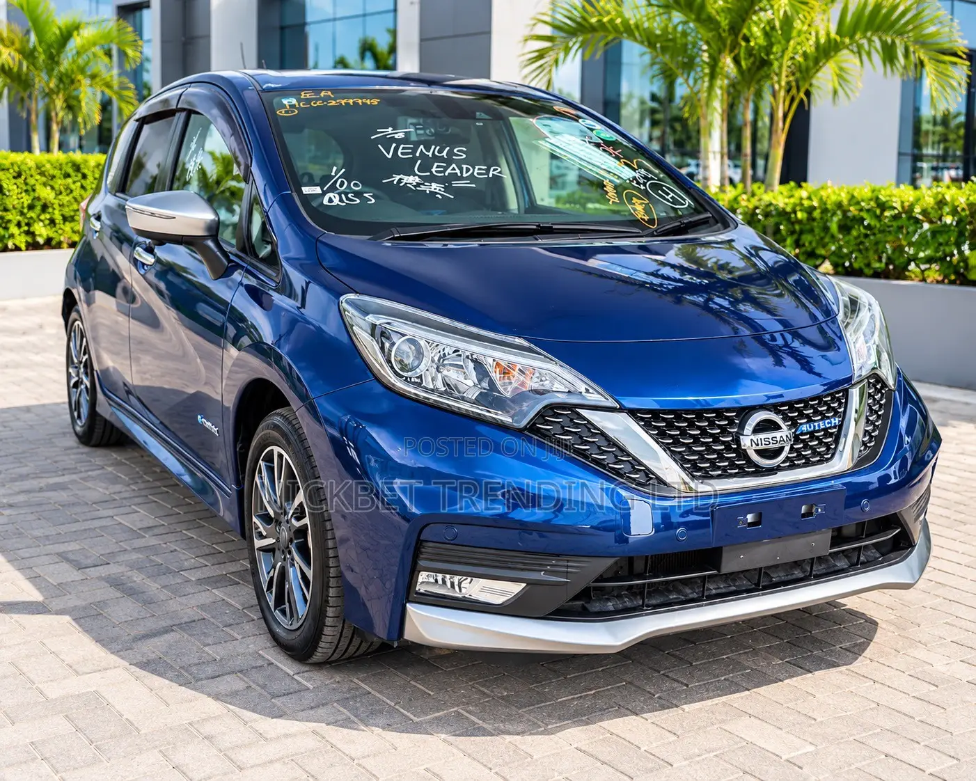 Nissan Note 1.2 Hybrid 2019 Blue
