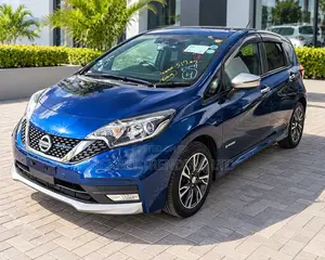 Nissan Note 1.2 Hybrid 2019 Blue