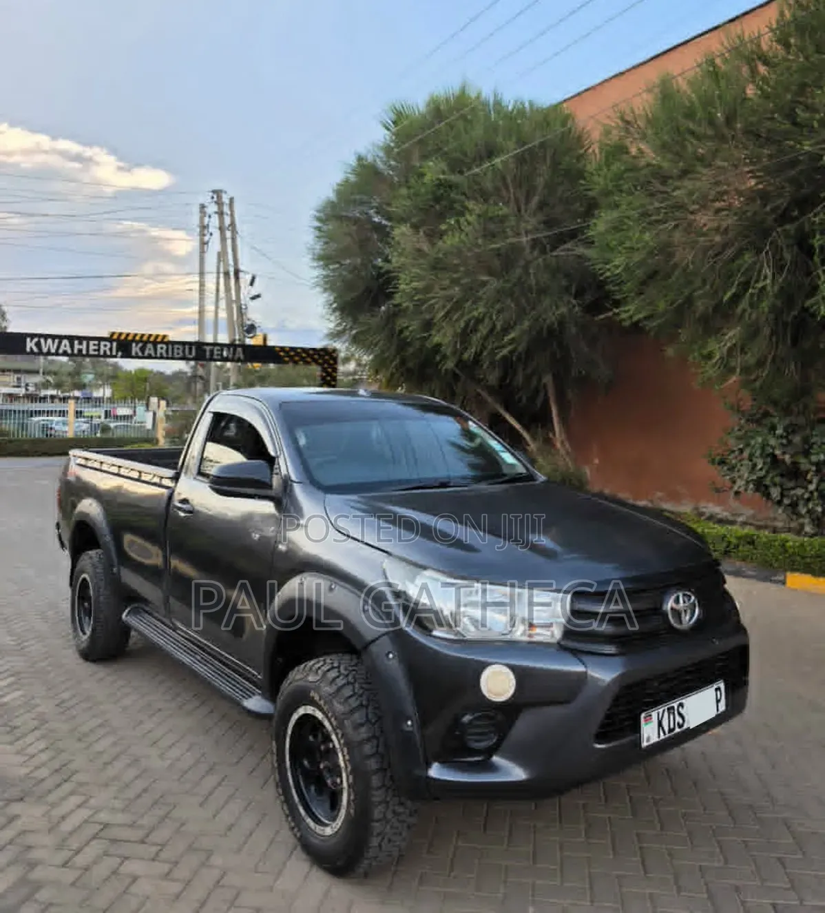 Toyota Hilux 2019 Black