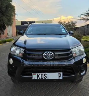 Toyota Hilux 2019 Black