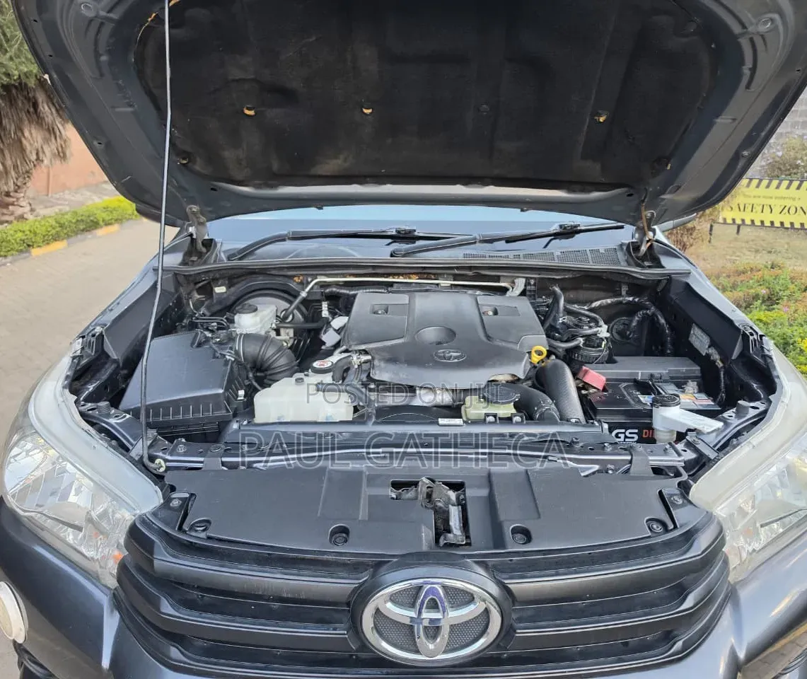 Toyota Hilux 2019 Black