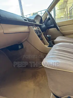 Mercedes-Benz E200 1993 Black