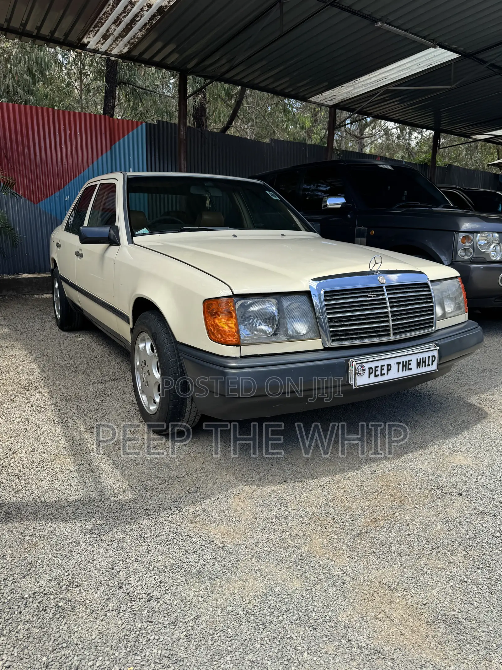 Mercedes-Benz E200 1993 Black