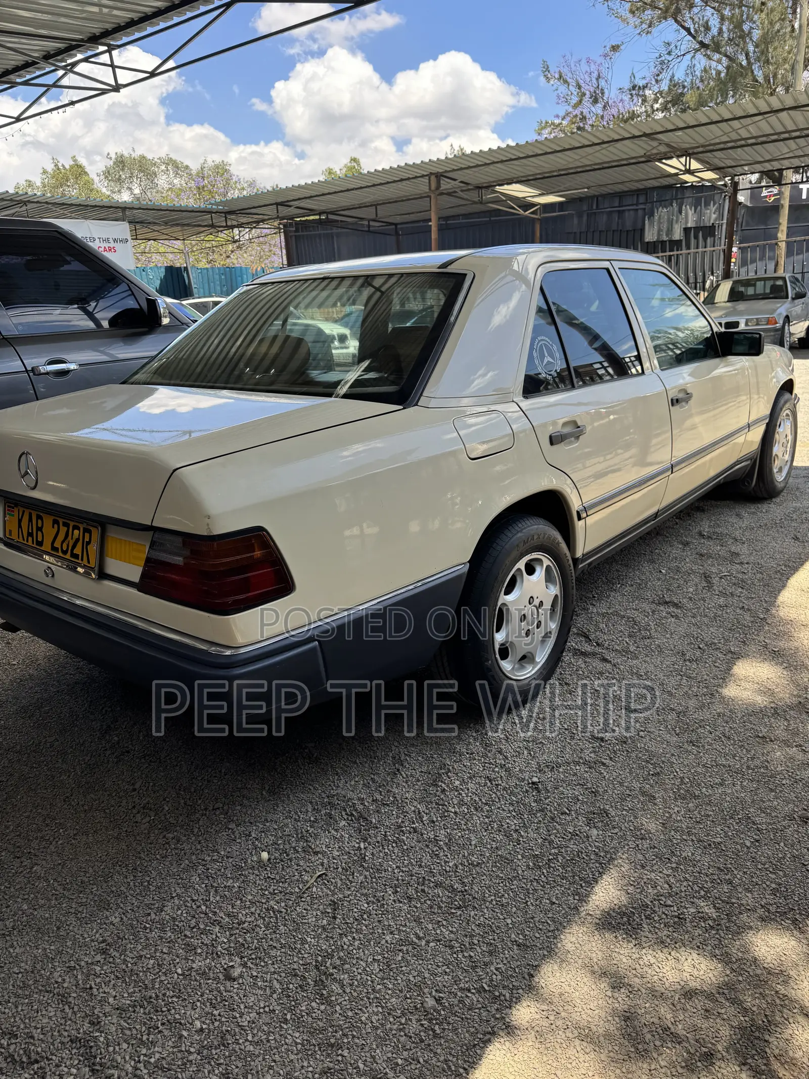 Mercedes-Benz E200 1993 Black