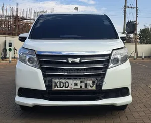 Toyota Noah 2016 White
