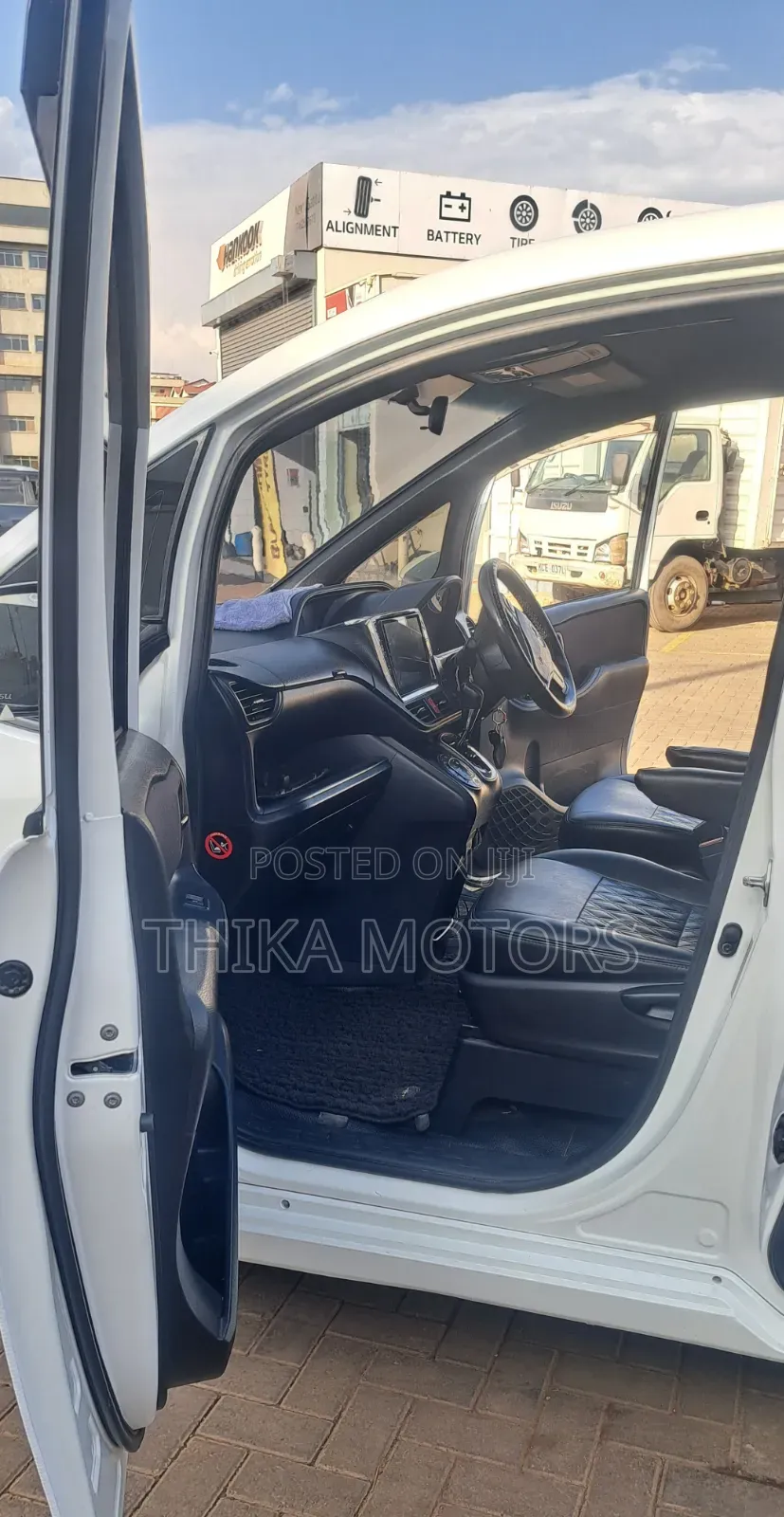 Toyota Noah 2016 White