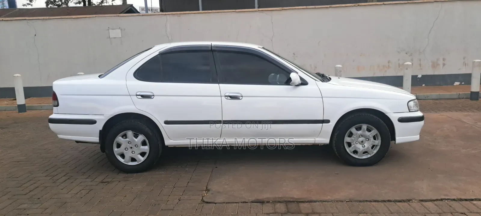 Nissan FB15 2003 White