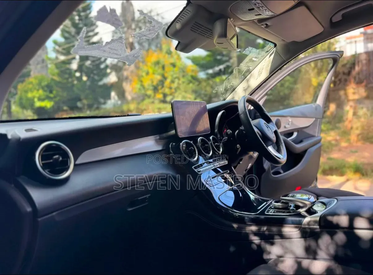 Mercedes-Benz GLC-Class 2019 Black