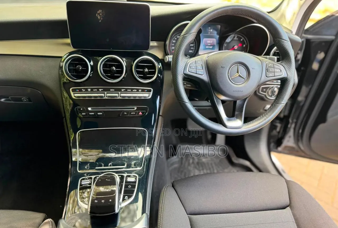 Mercedes-Benz GLC-Class 2019 Black
