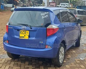 Toyota Ractis 2011 Blue