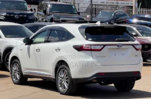 Toyota Harrier 2019 White