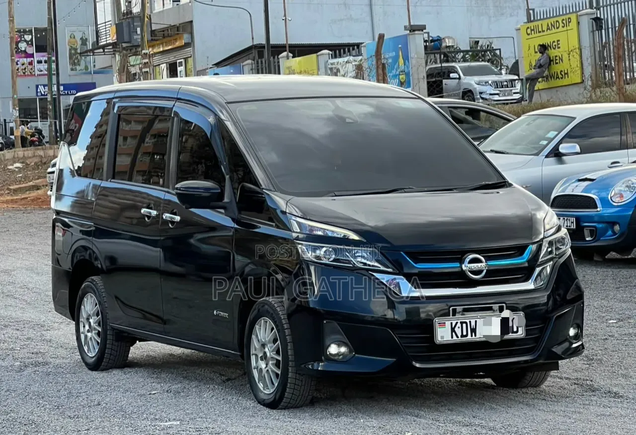 Nissan Serena 2018 Black