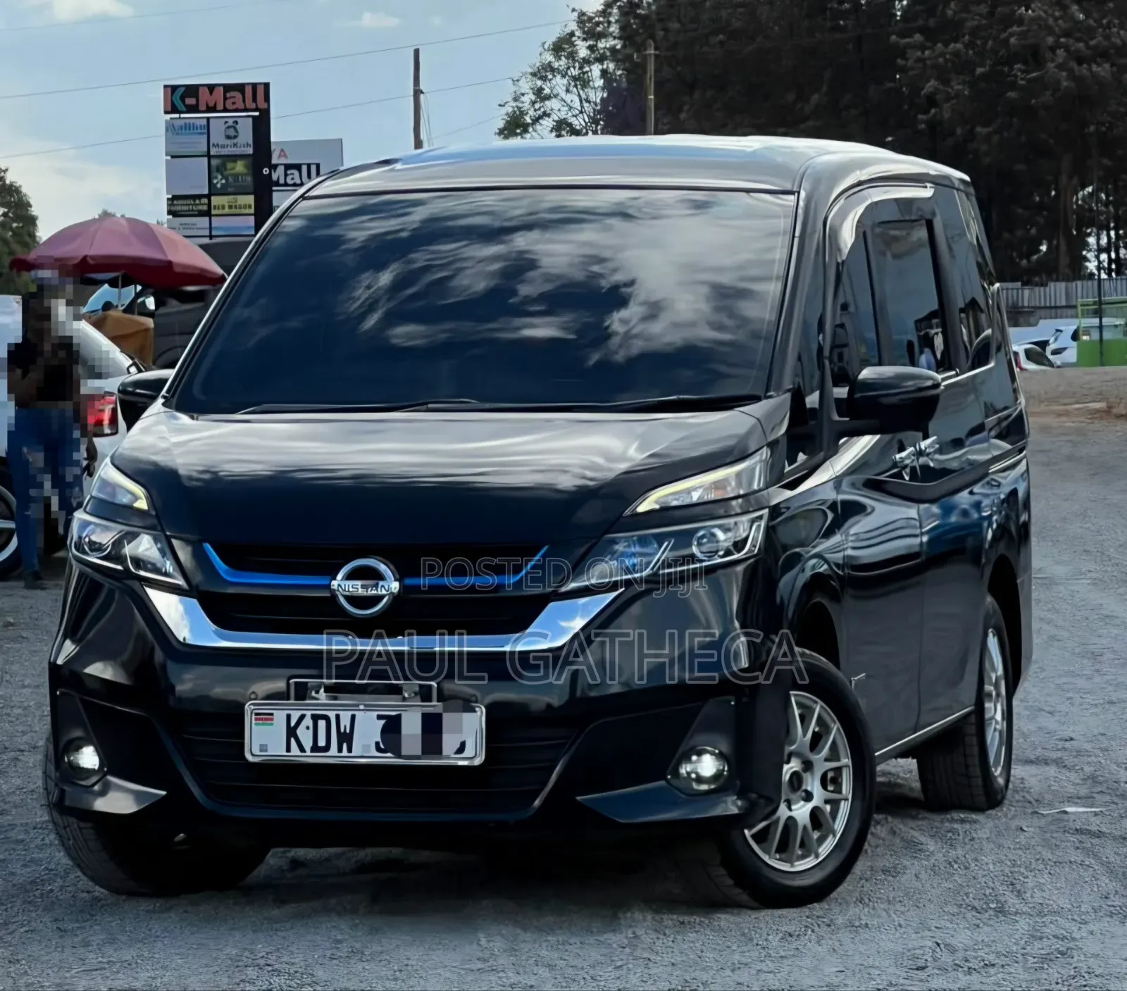 Nissan Serena 2018 Black