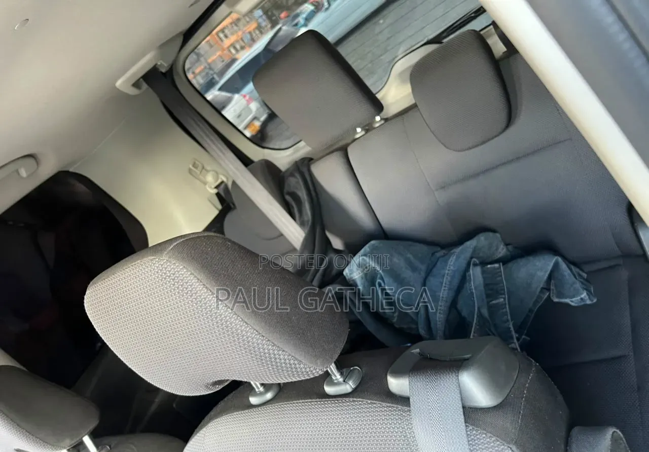Nissan Serena 2018 Black