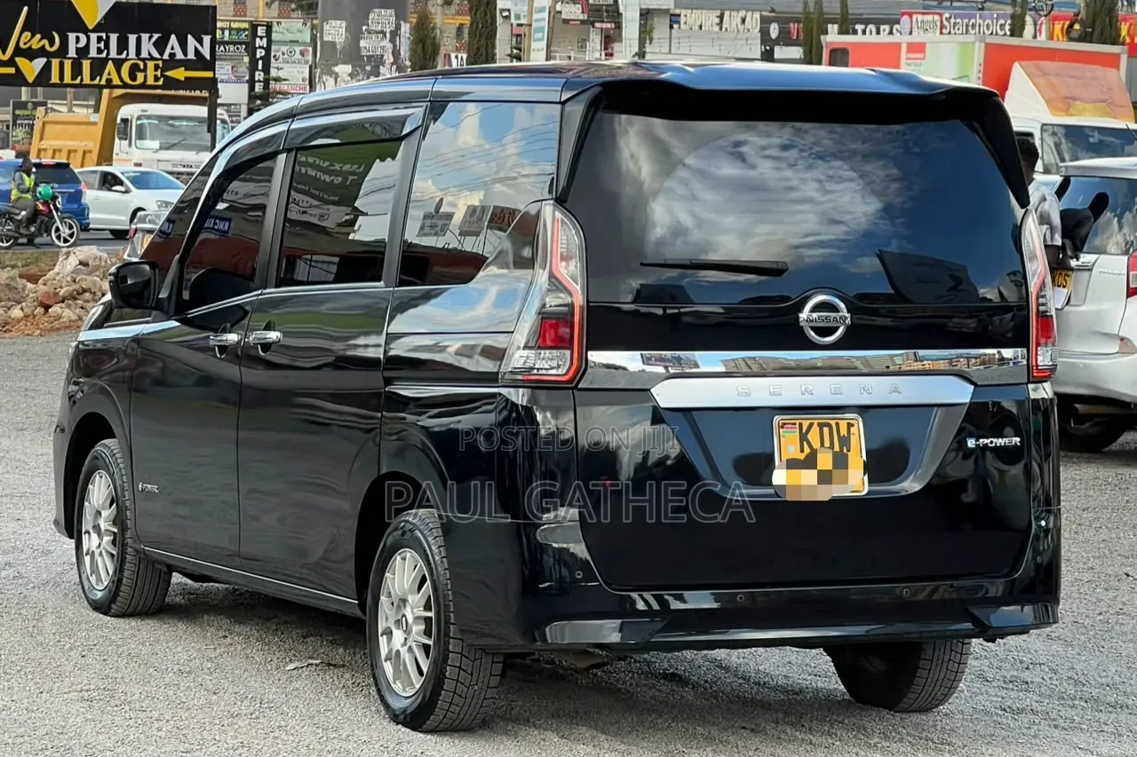 Nissan Serena 2018 Black