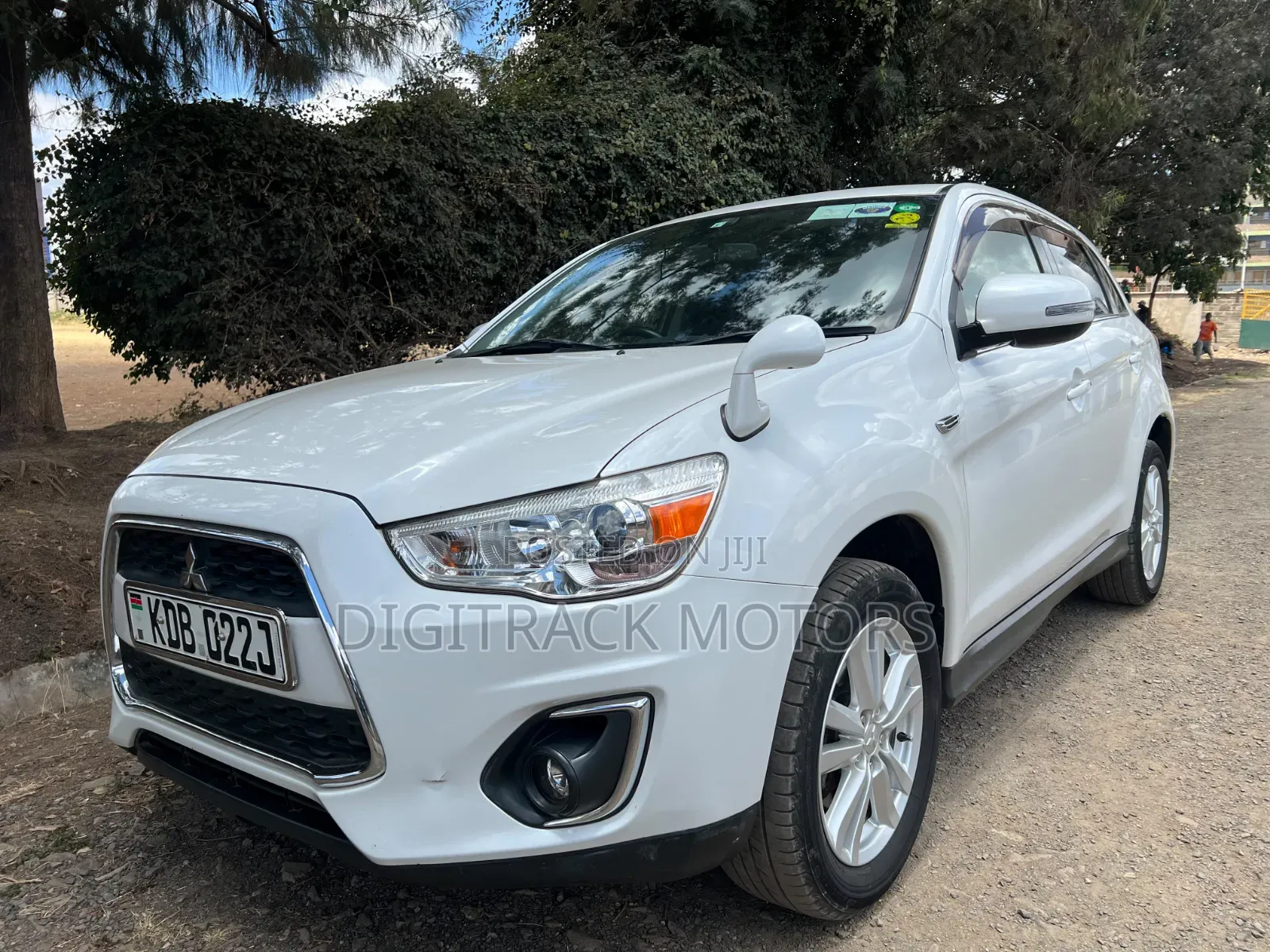 Mitsubishi RVR 2013 White