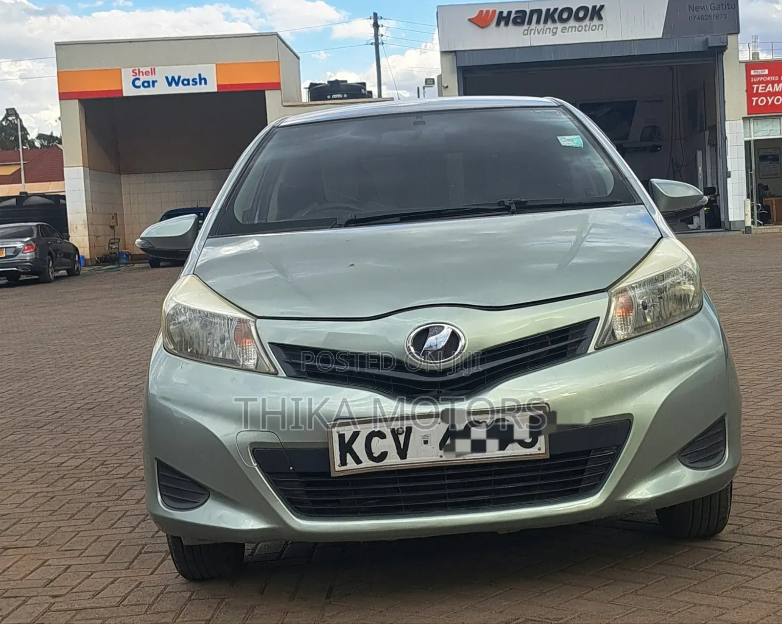 Toyota Vitz 2012