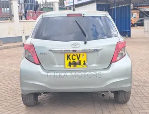 Toyota Vitz 2012