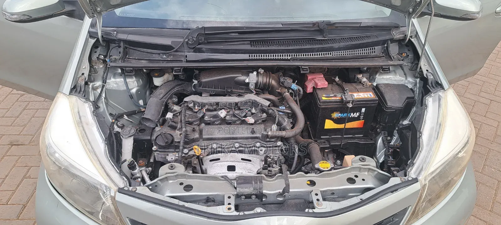 Toyota Vitz 2012