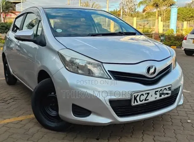 Toyota Vitz 2013