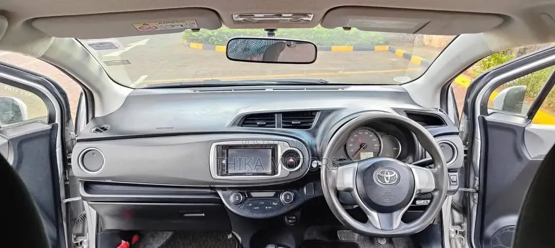 Toyota Vitz 2013